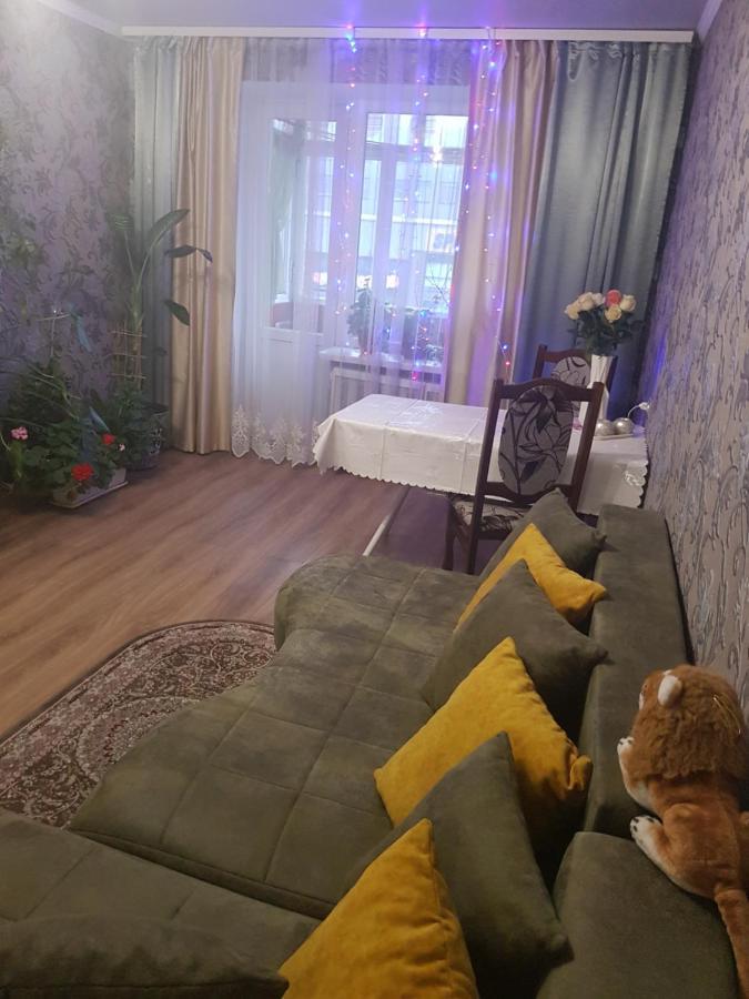 Апартаменти 2х комнатная с ремонтом в центре.Renovated, center Хмельницький Екстер'єр фото