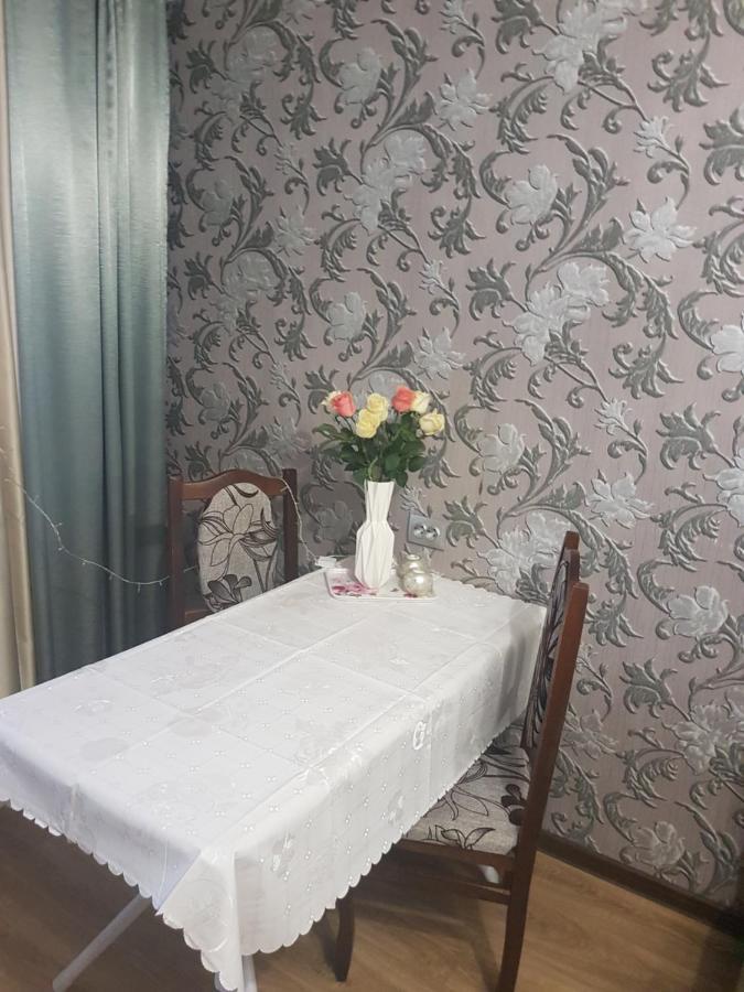 Апартаменти 2х комнатная с ремонтом в центре.Renovated, center Хмельницький Екстер'єр фото