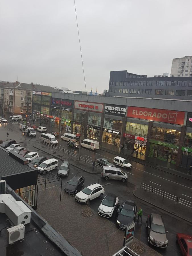 Апартаменти 2х комнатная с ремонтом в центре.Renovated, center Хмельницький Екстер'єр фото