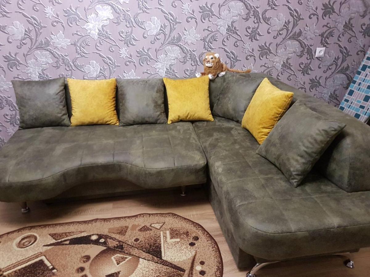 Апартаменти 2х комнатная с ремонтом в центре.Renovated, center Хмельницький Екстер'єр фото